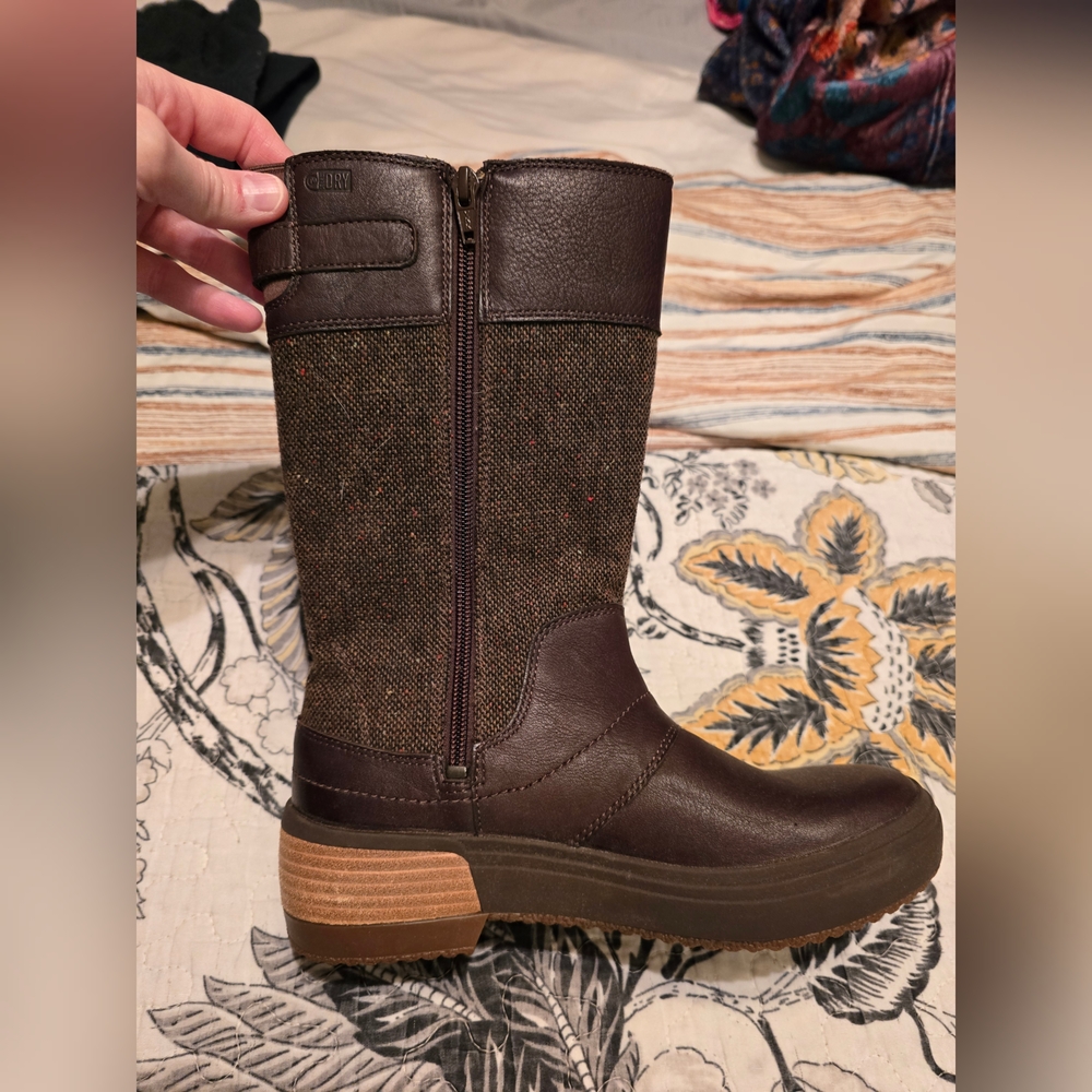 Merrell Brown Boots - Picture 3 of 7